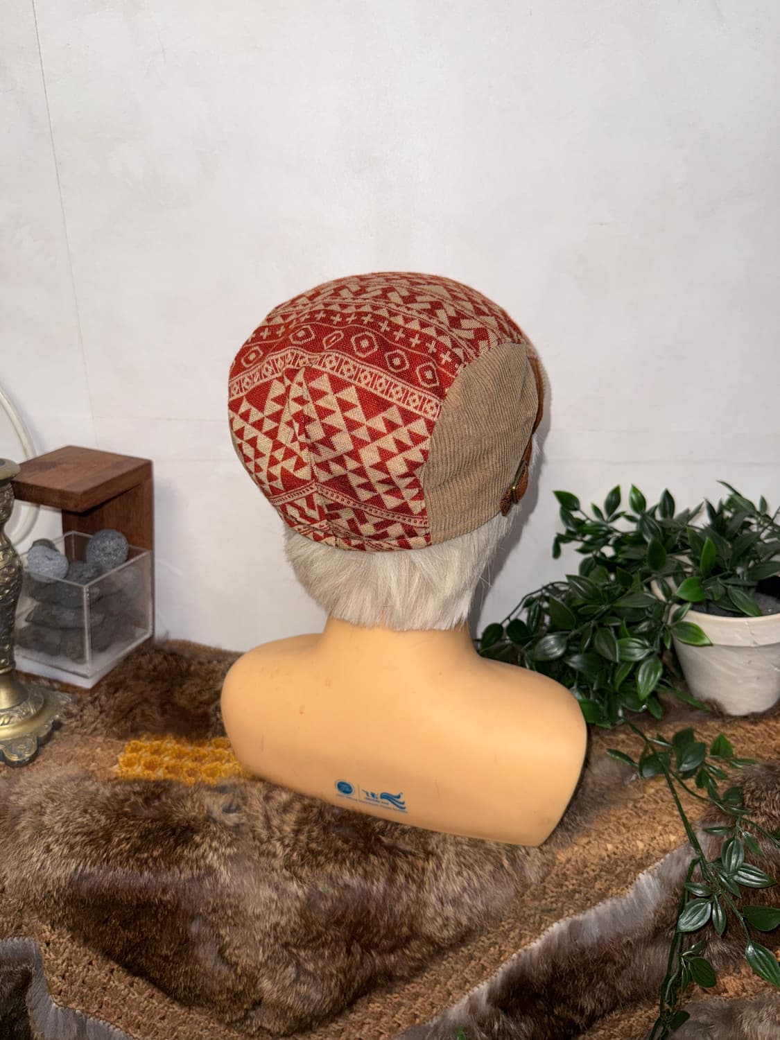 Beige red ethnic hippie hunting cap 상품이미지2