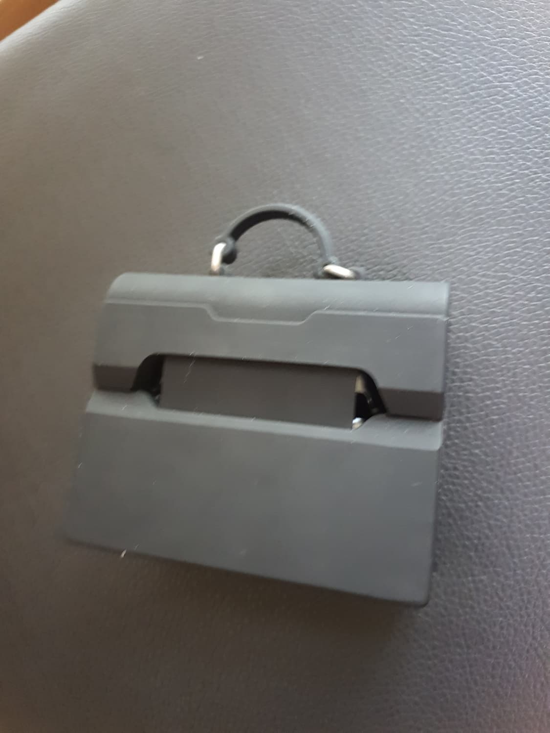 오프화이트 에어팟 케이스 상품이미지3