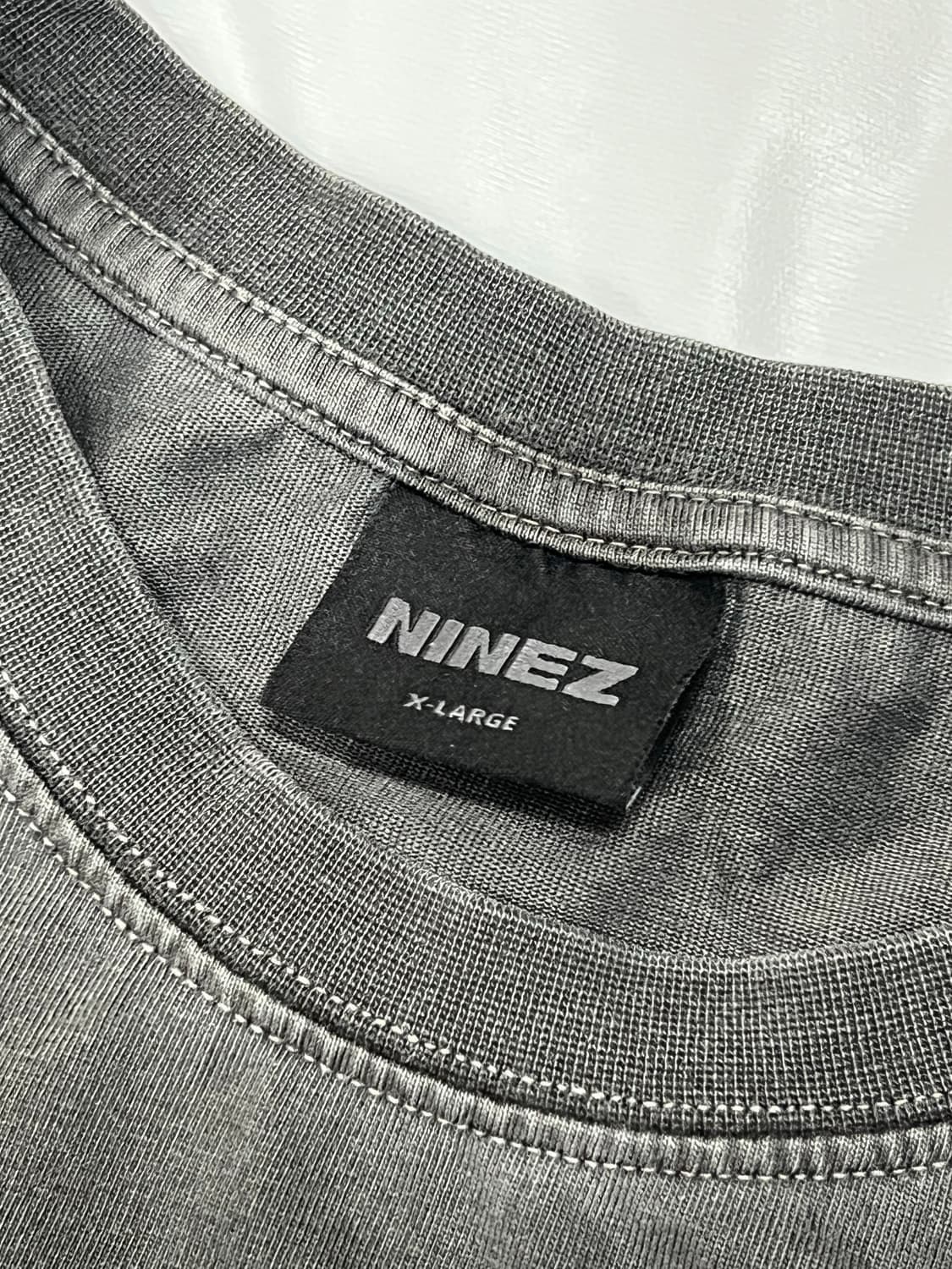 (XL) NINEZ 워시드 반팔 티 차콜 상품이미지4