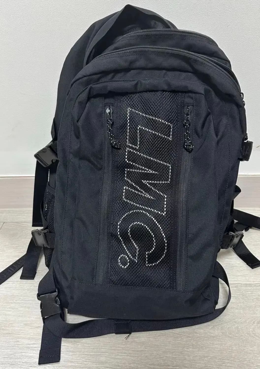 LMC 백팩 팝니다! 상품이미지1