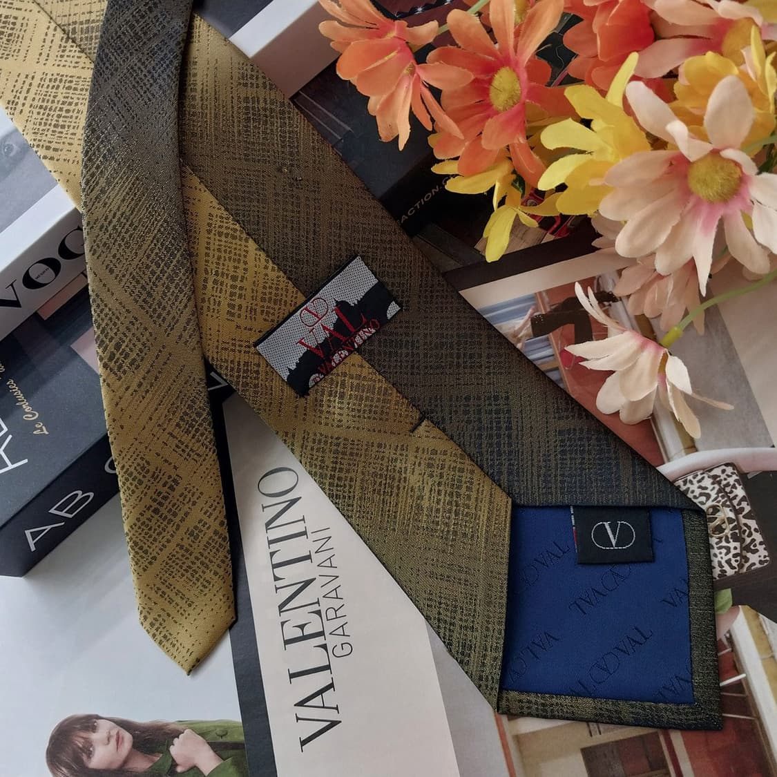 발렌티노 실크 골드 패턴 넥타이 10cm A+~A등급 K2596 상품이미지5