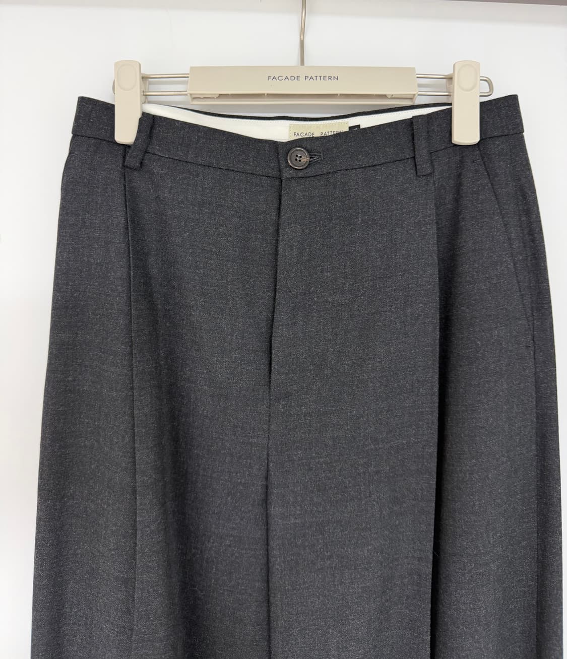 (1회착용) 파사드패턴 타임리스 울팬츠 다크차콜 M 상품이미지4