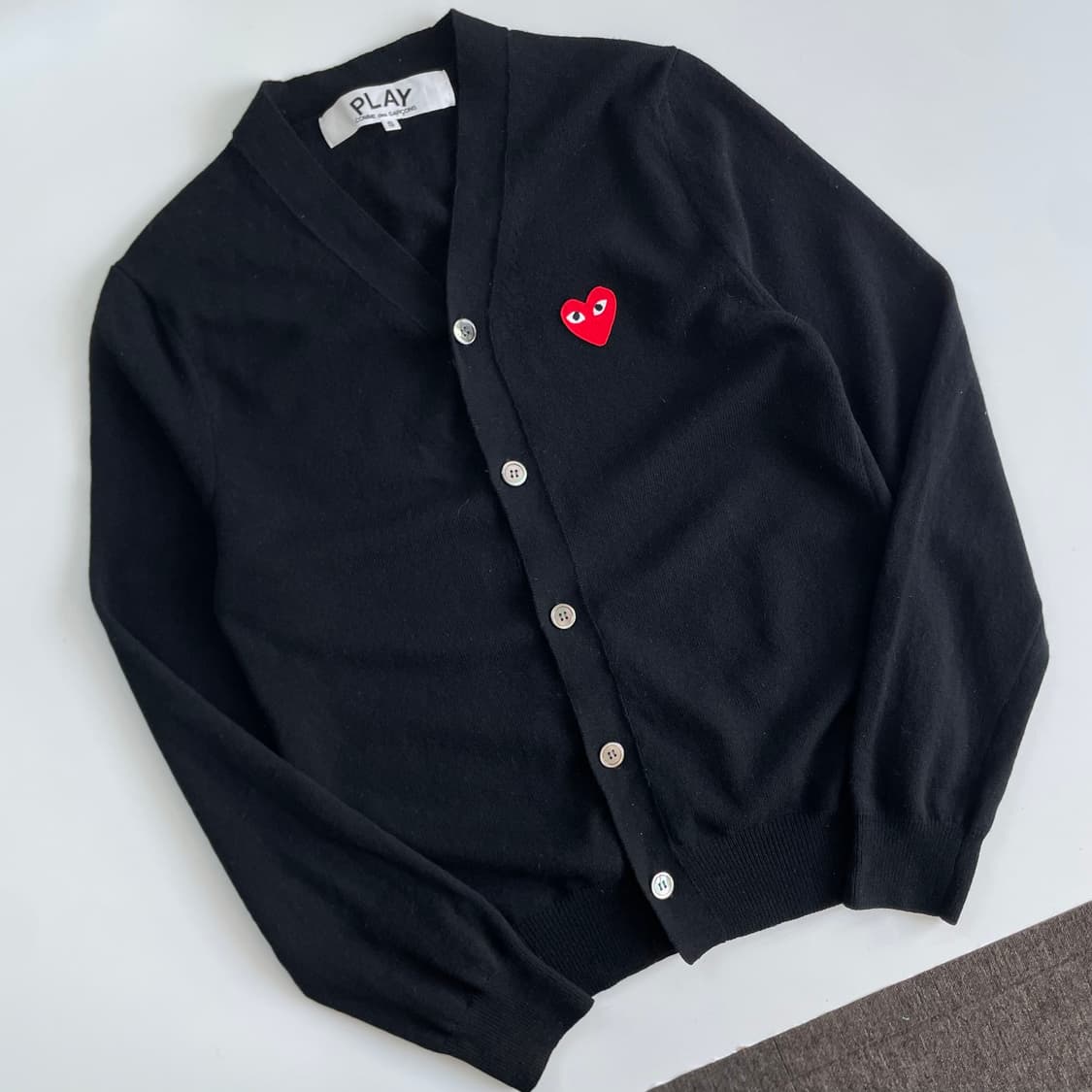 Comme des Garcons  꼼데가르송 와펜 블랙 니트 가디건 상품이미지2