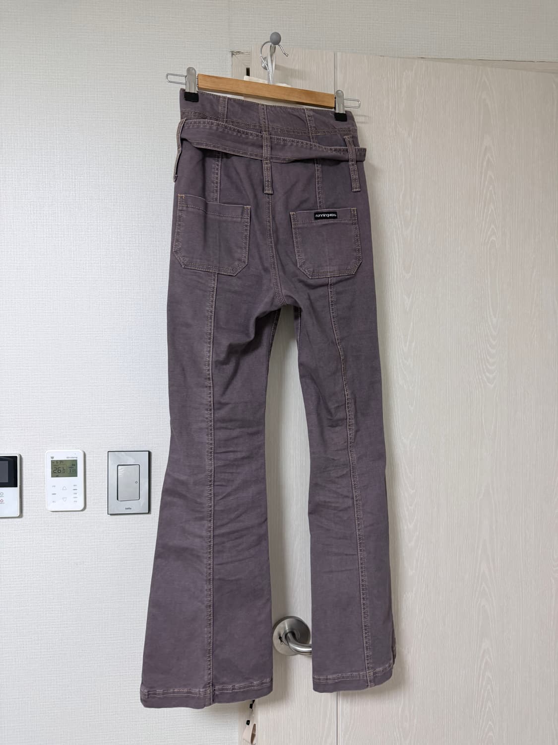 러닝하이 스티치 포인트 벨트 부츠컷 팬츠 - 퍼플그레이 상품이미지5