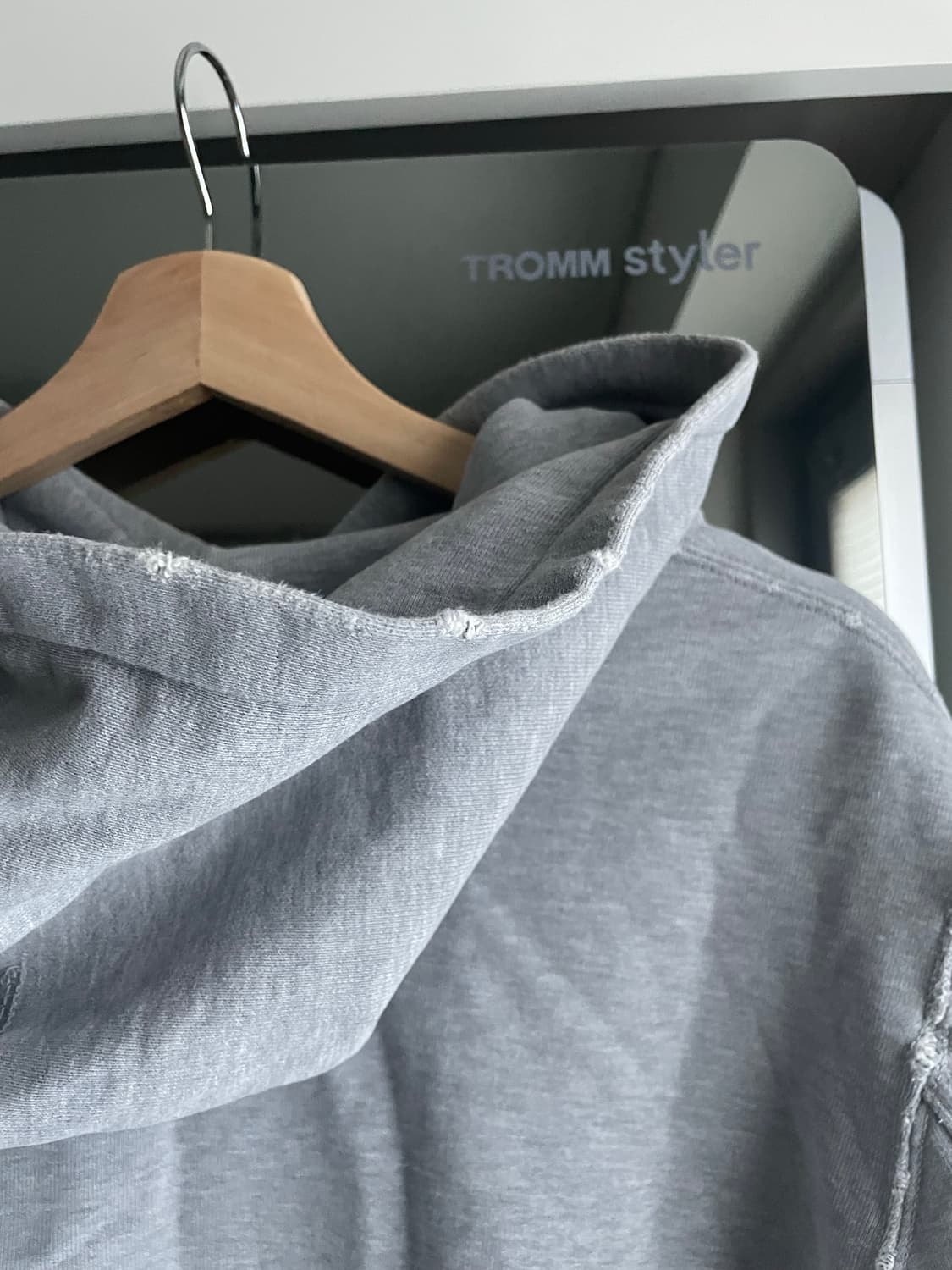 REMI RELIEF 레미릴리프 후드티 M 상품이미지3