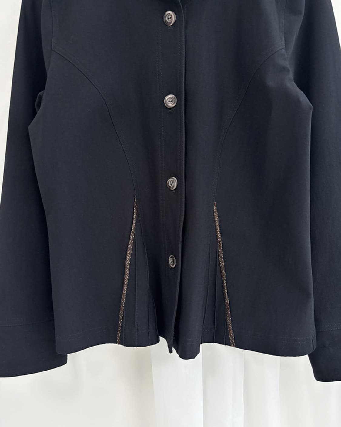 스탠드 칼라 버튼업 디자인 자켓 상품이미지4