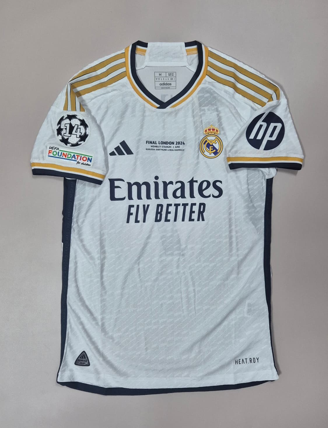 23-24 레알 홈 챔스파이널버전 비니시우스 유니폼 M사이즈 상품이미지2