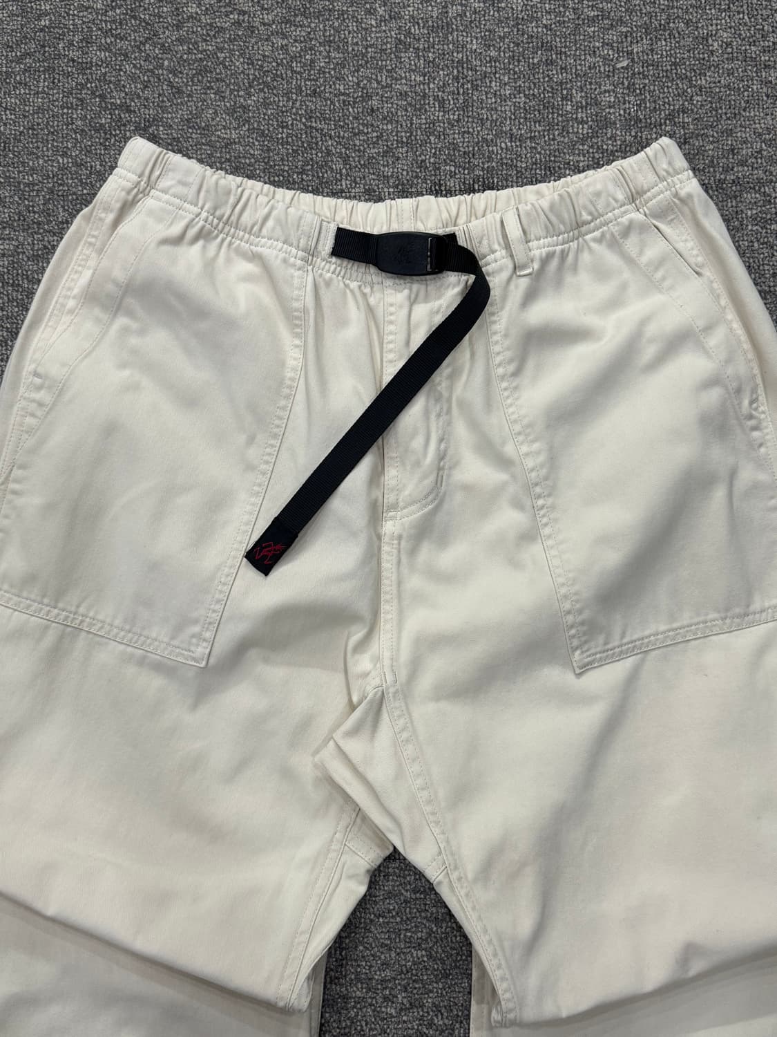 그라미치 루즈테이퍼드 팬츠 상품이미지3