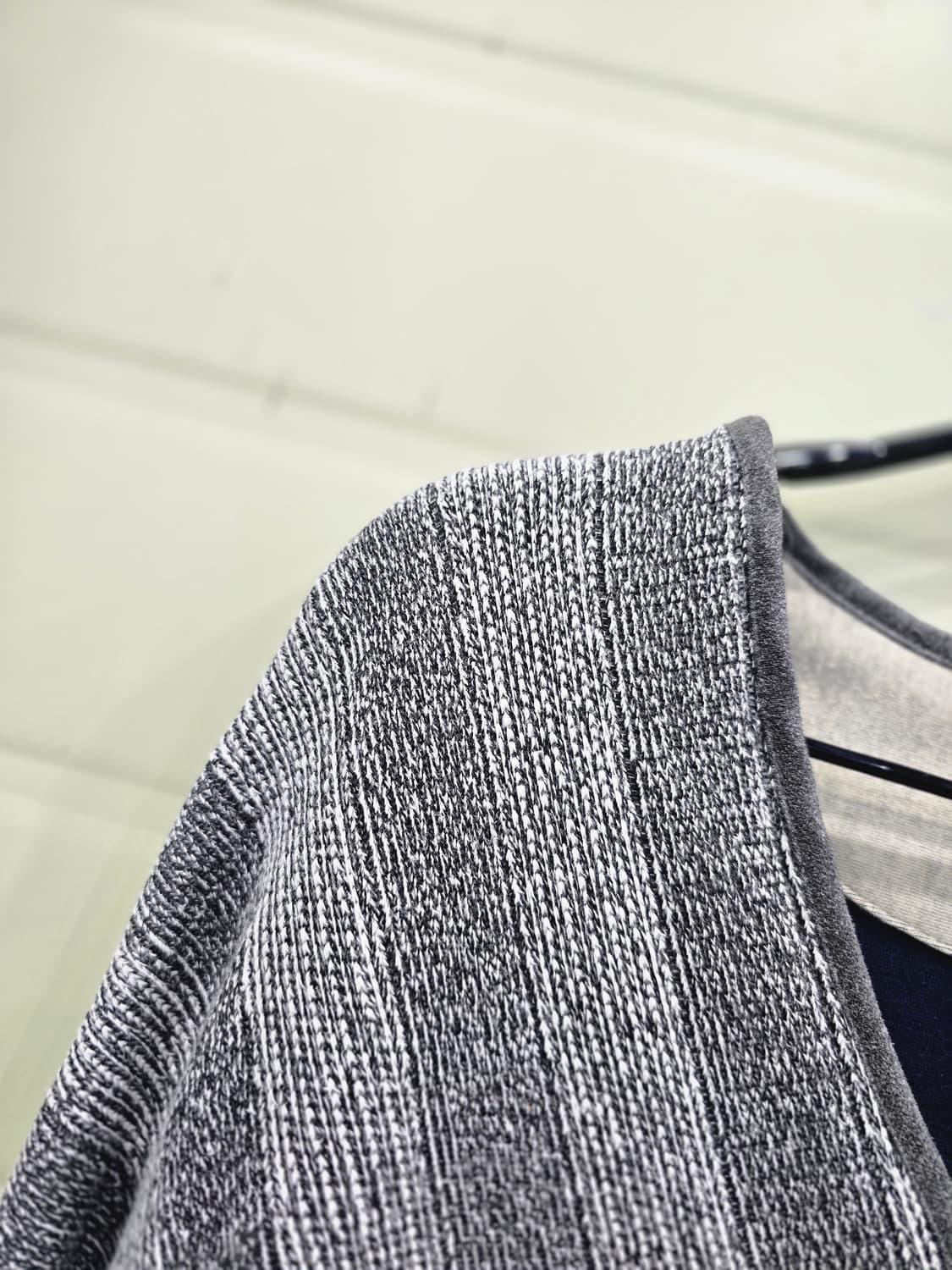 V넥 스트라이프 프린지 니트 폰초 상품이미지3