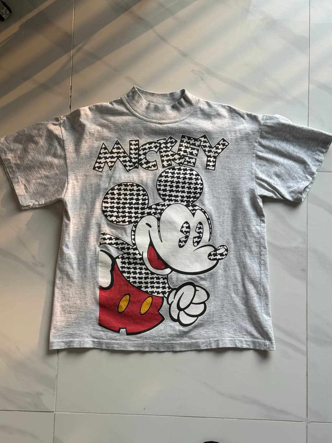 90s하운드투스 미키마우스 모크넥 티셔츠 상품이미지2