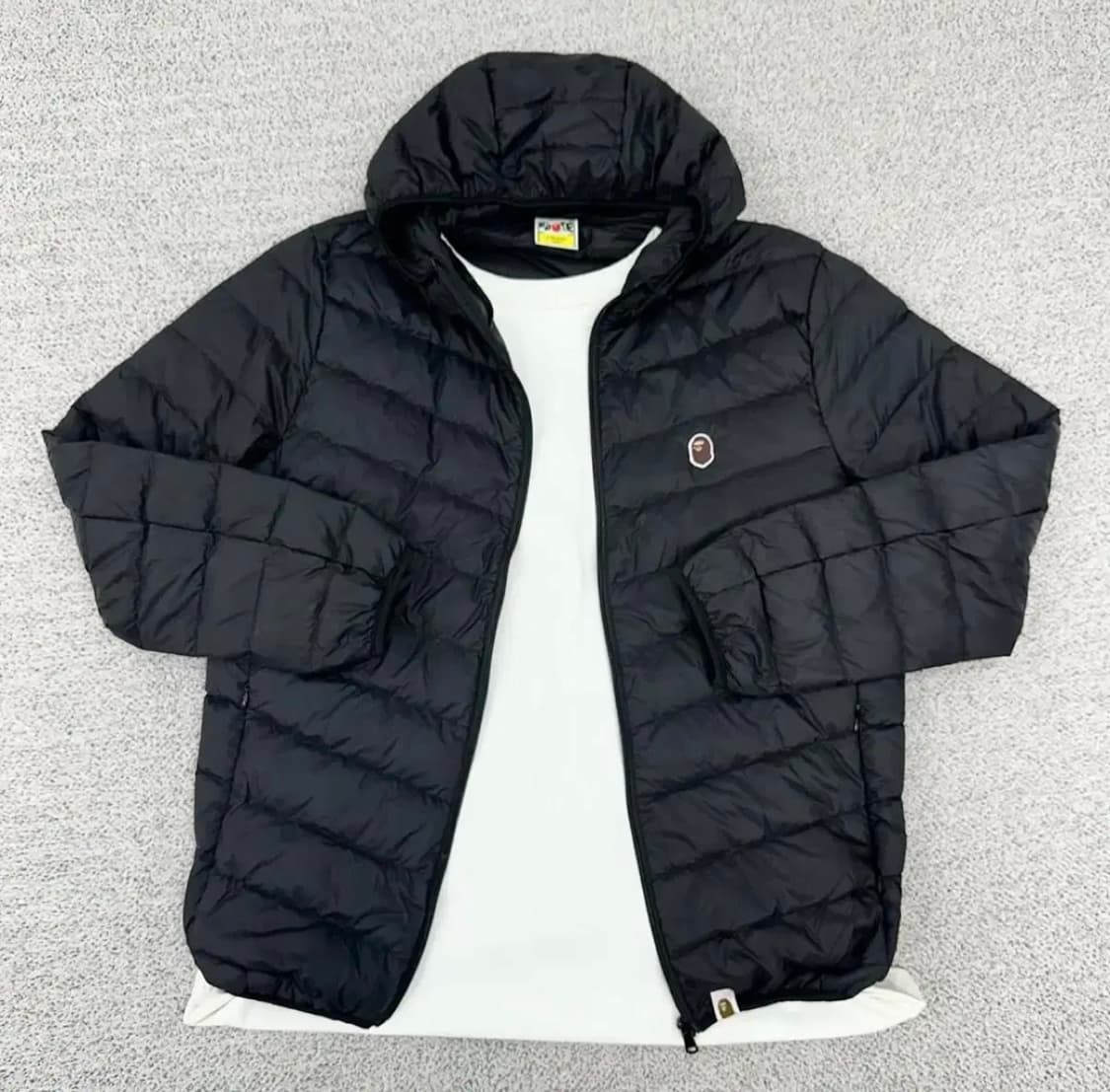 베이프경량패딩 상품이미지2