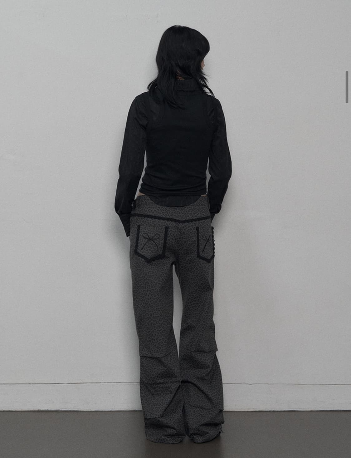 LEOPARD LACE PANTS / CHARCOAL 상품이미지3