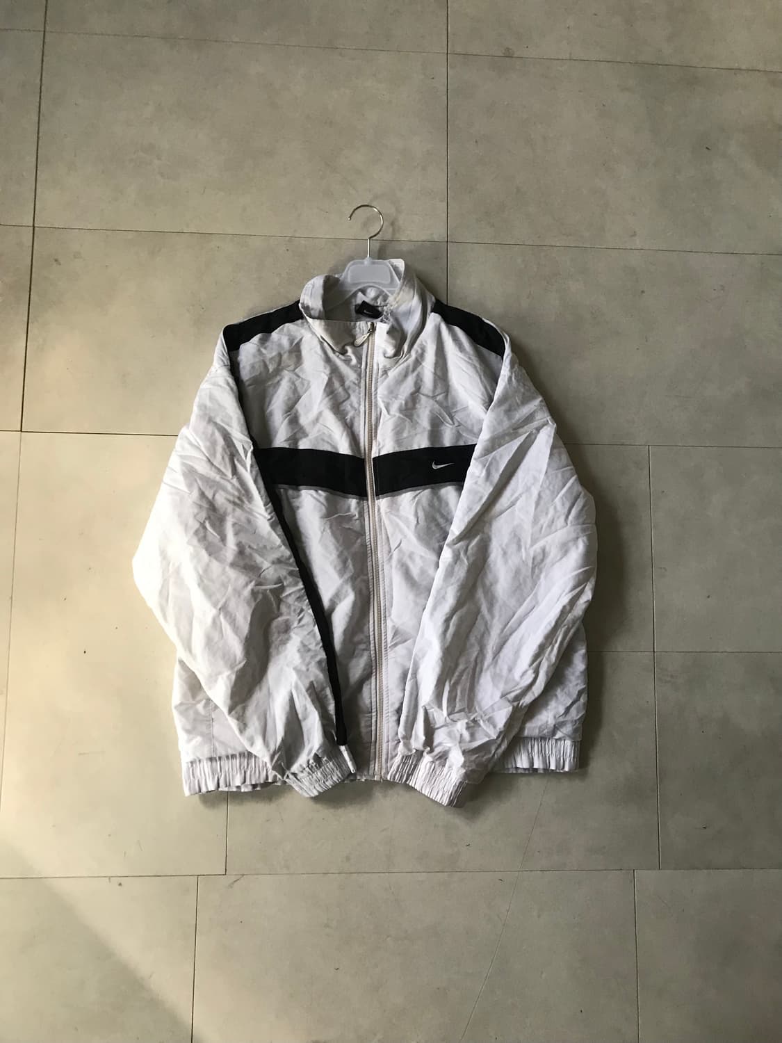 나이키 00s 흰검 바람막이 상품이미지6