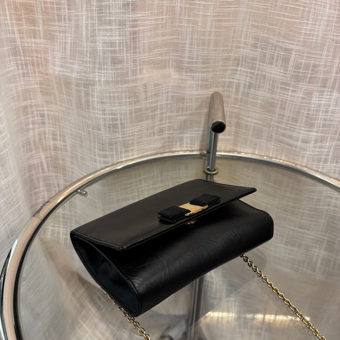 페라가모 바라보우 지니 크로스백     상품이미지7