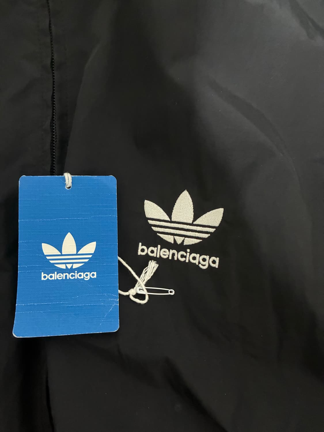 [2] 발렌시아가 아디다스 포플린 트랙 자켓 블랙 상품이미지2