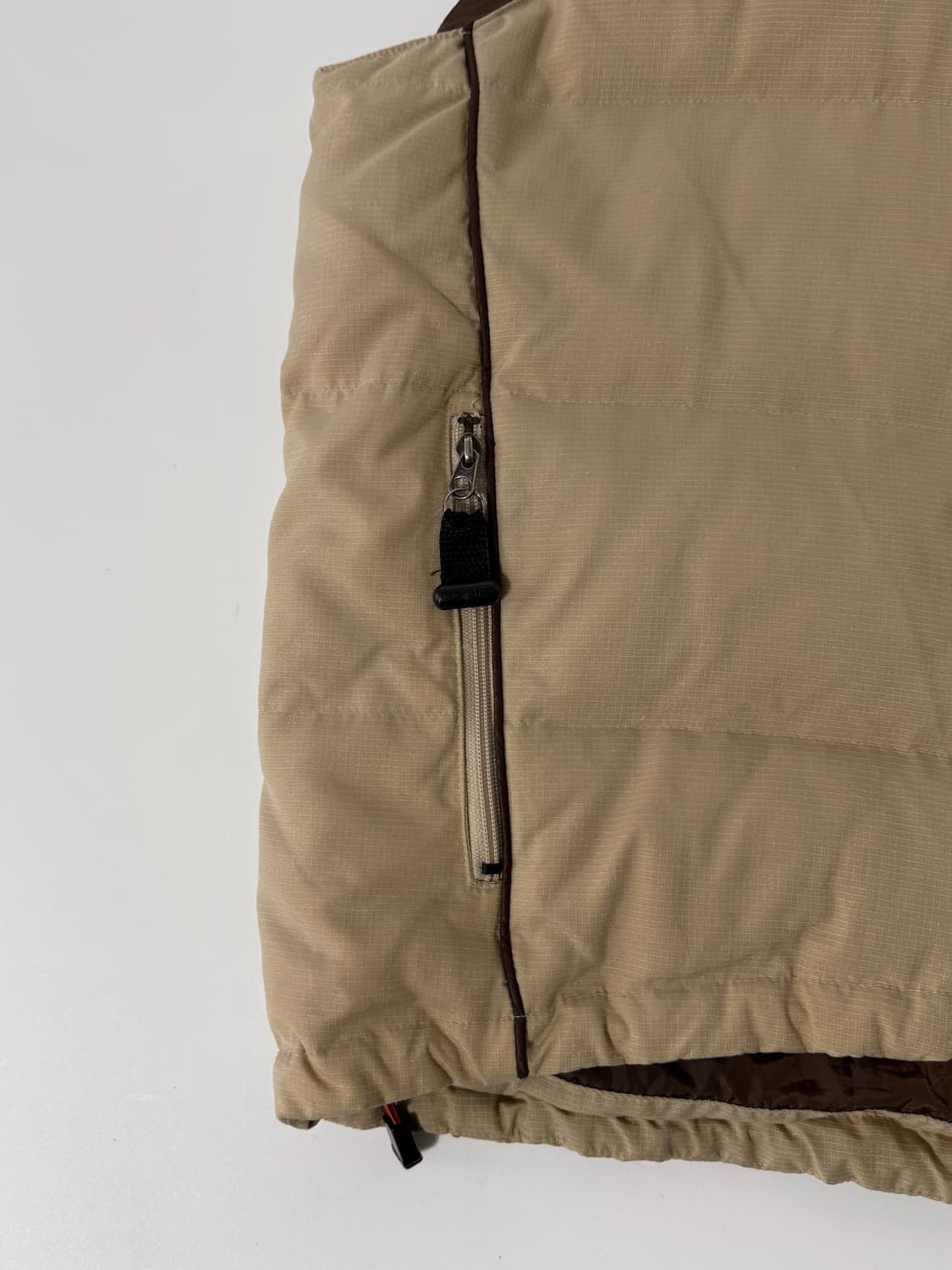 나이키 ACG 루즈핏 90‘s 베이지 브라운 텍티컬 덕다운 패딩 베스트 상품이미지8