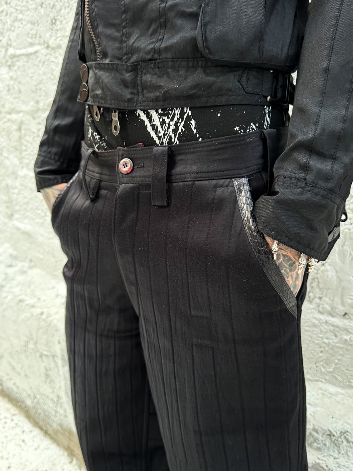 KOHSHIN SATOH – Embossed Pants  상품이미지2