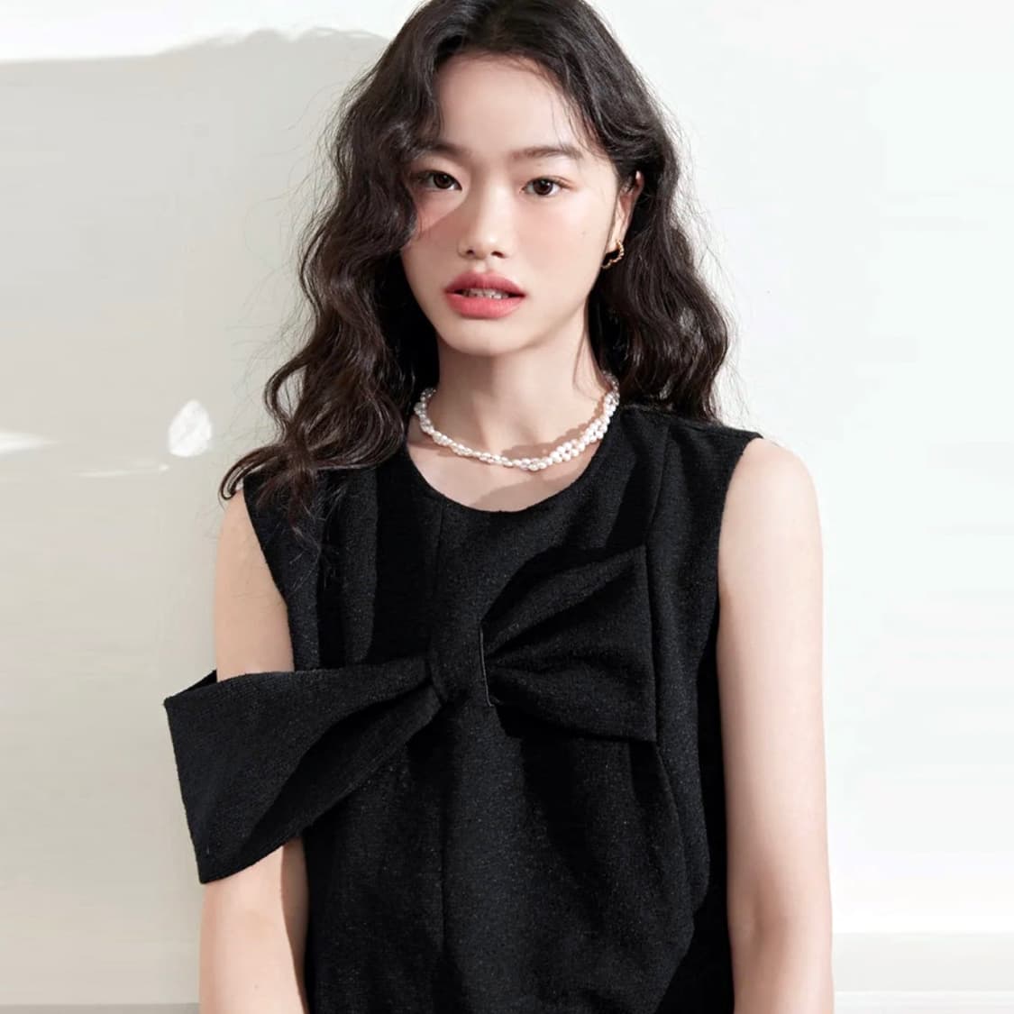 쿠오세(KUOSE) 민소매 리본 블랙 원피스 55-66 새상품 상품이미지2