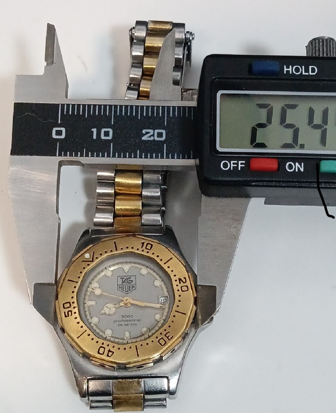 태그호이어 프로페셔널 3000 상품이미지4