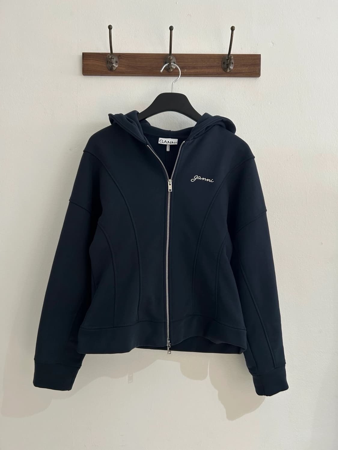 가니 2024 후드집업 상품이미지1