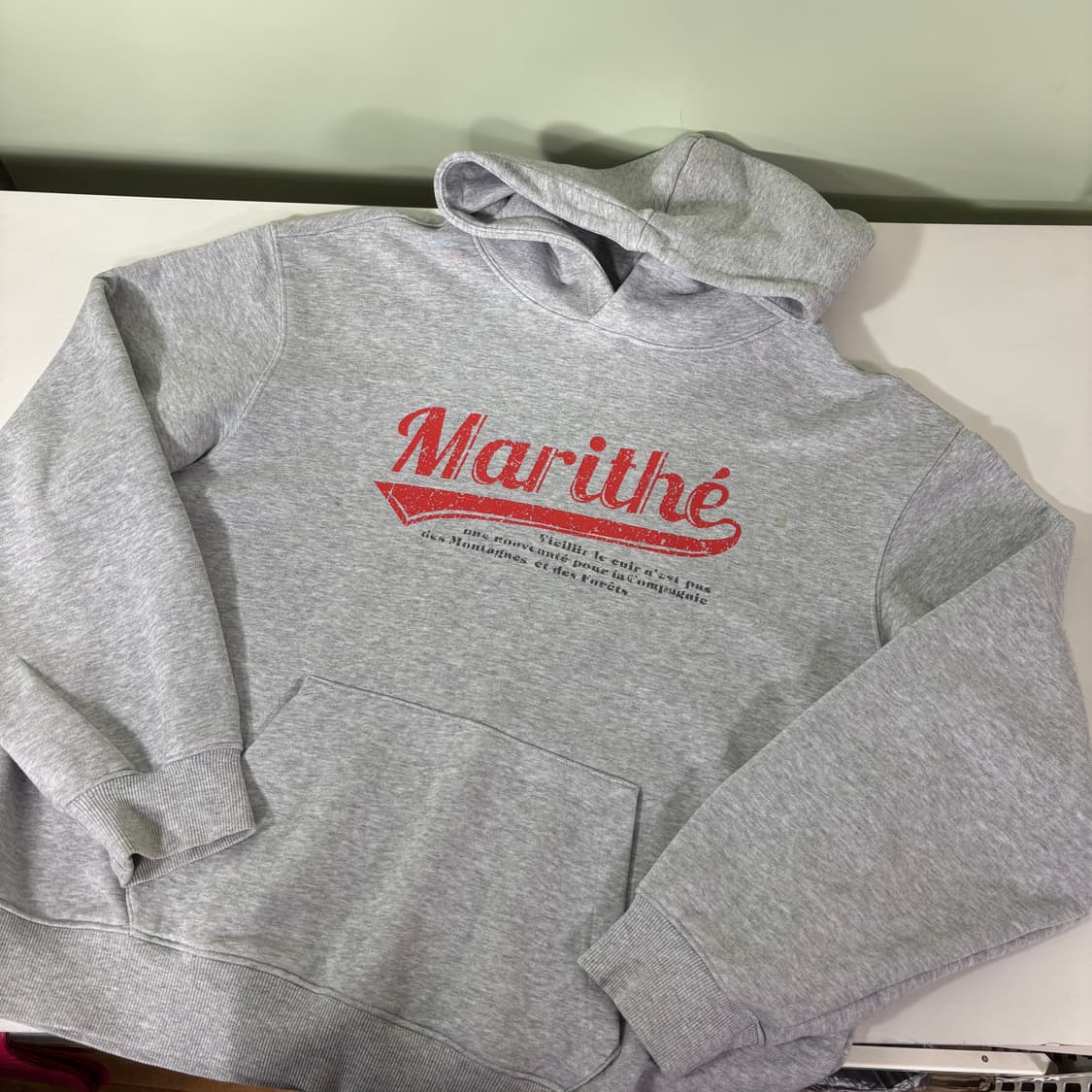 우먼FREE 마리떼 프랑소와 저버 빈티지로고 후드티 상품이미지1