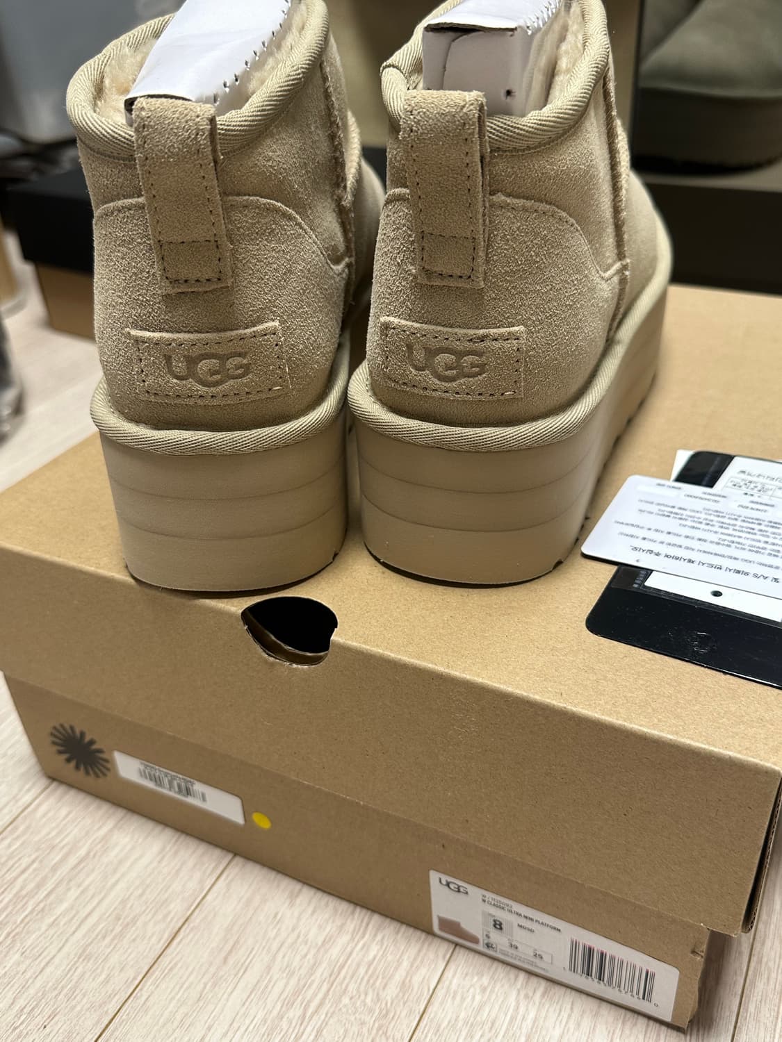 어그 울트라미니 플랫폼 새상품 상품이미지2