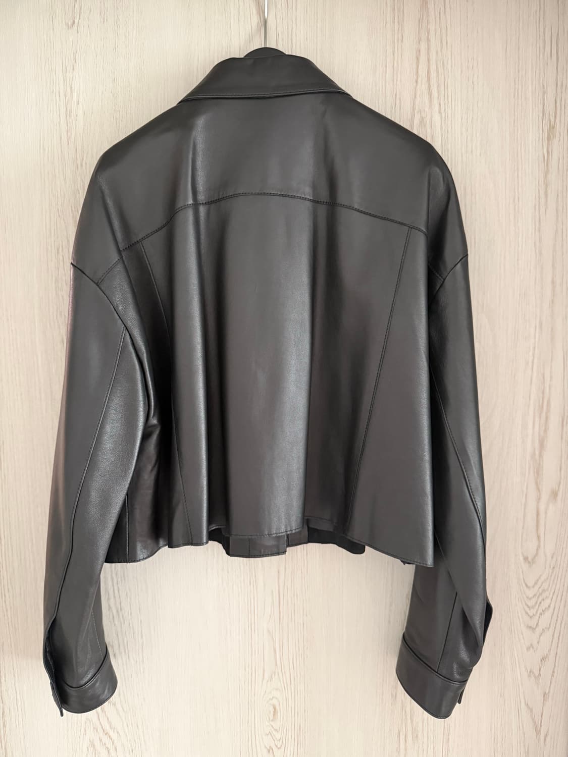 DKNY 블랙 램스킨 셔츠자켓 xs (44-55) 미사용 새제품 상품이미지2