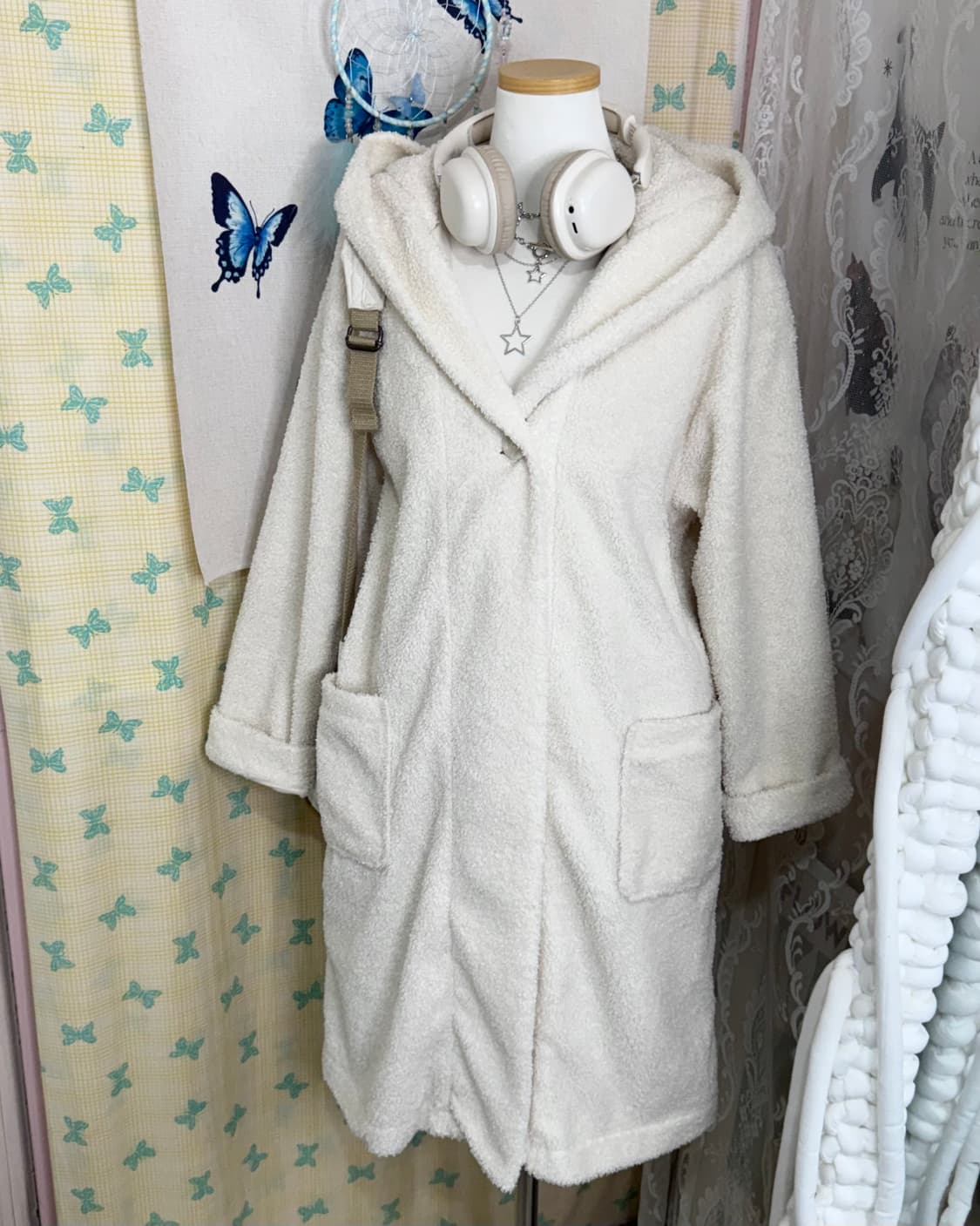 아이보리 뽀글이 후드 롱 코트 상품이미지4