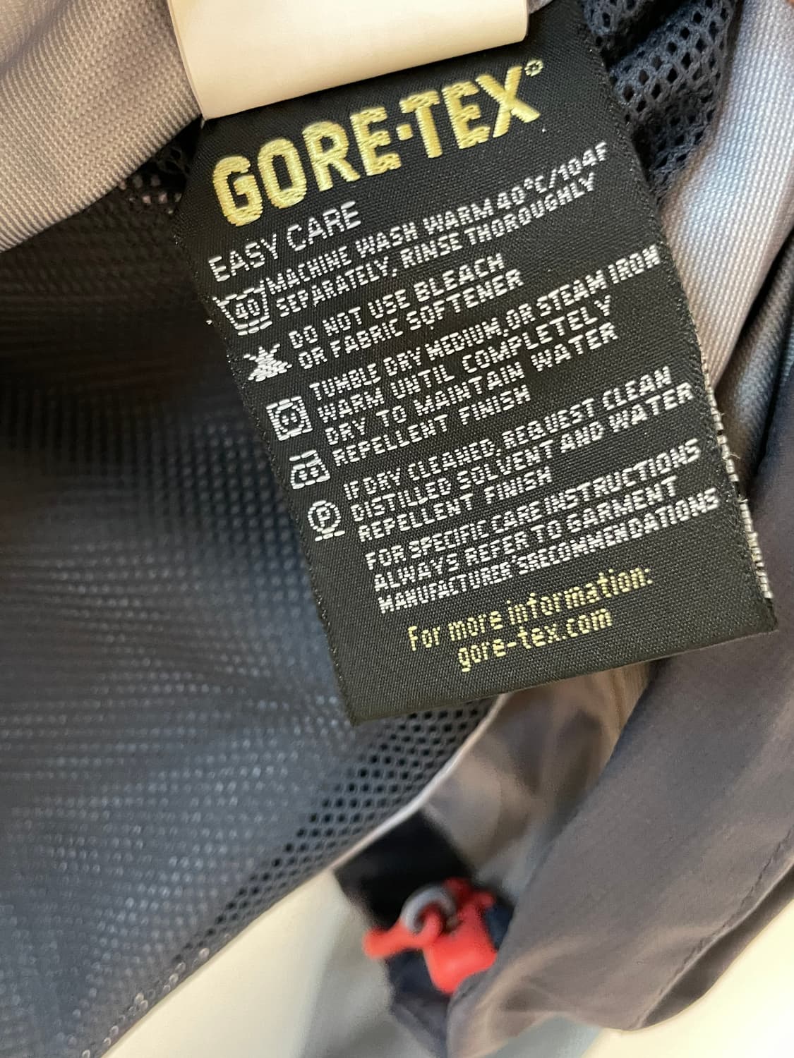 블랙야크 우먼 고어텍스 자켓  상품이미지8