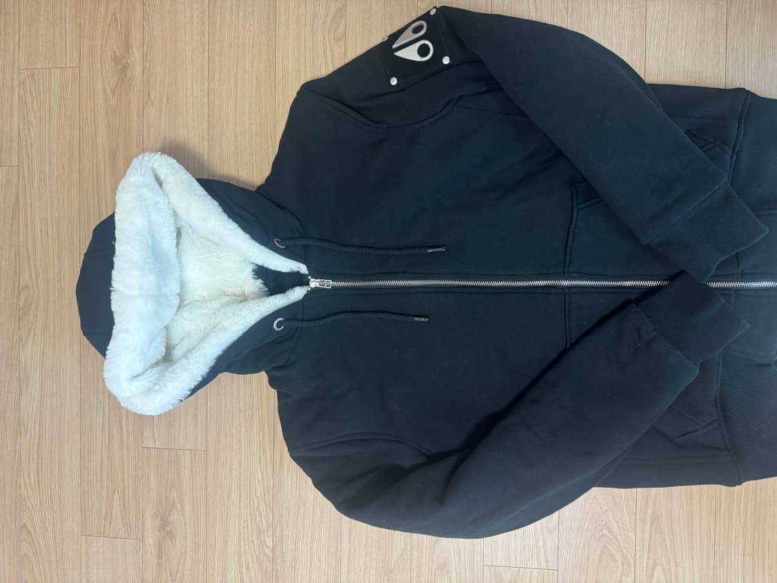 무스너클 버니스웨터 상품이미지1