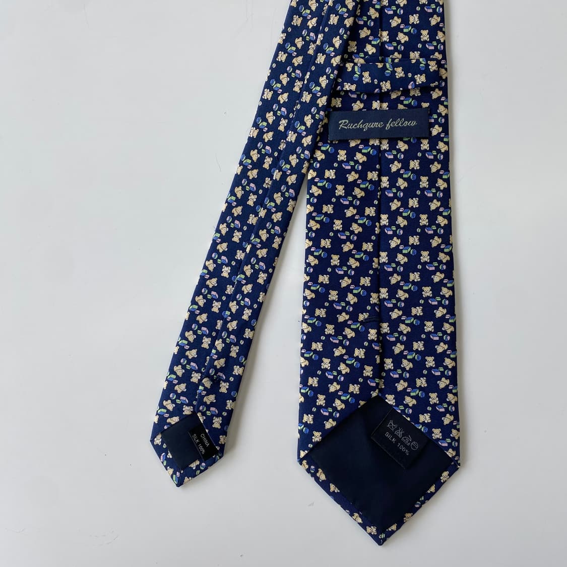 Ruchgare fellow 실크 곰돌이넥타이8.3cm 상품이미지3