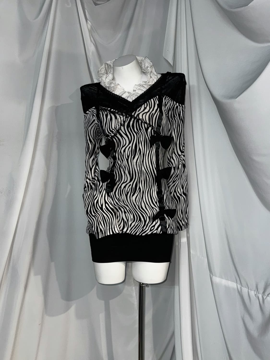 무채색 지브라 시부야갸루 딱붙 오픈숄더 코디세트 상품이미지8