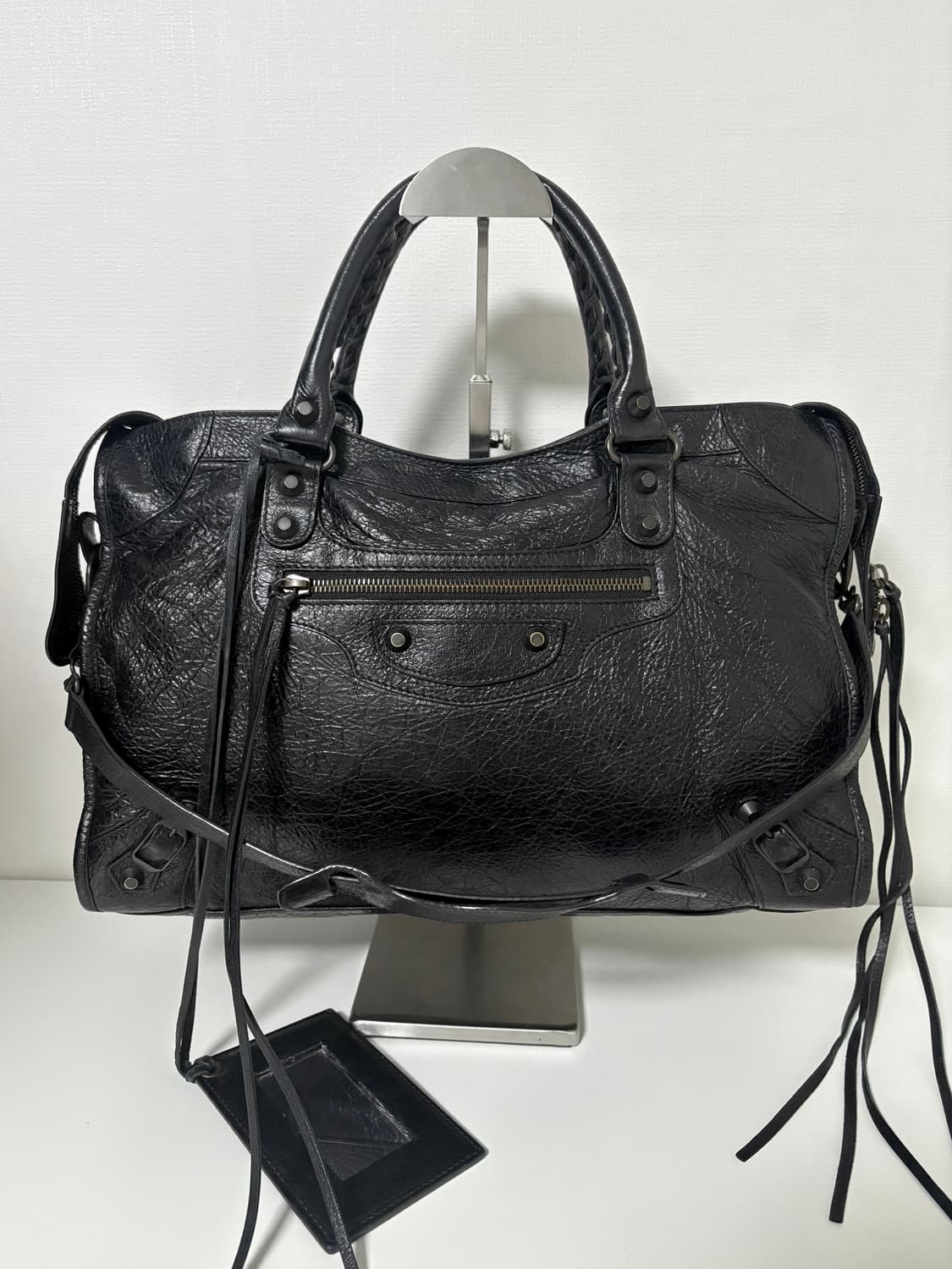 발렌시아가 시티 모터백 블랙 상품이미지1