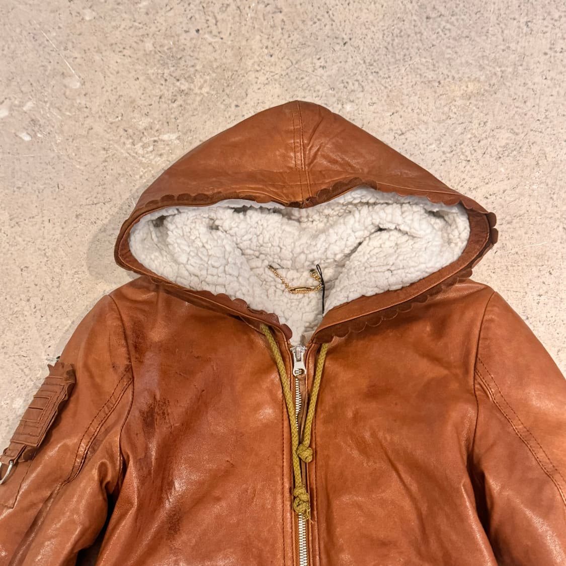 양가죽 후드집업 상품이미지4