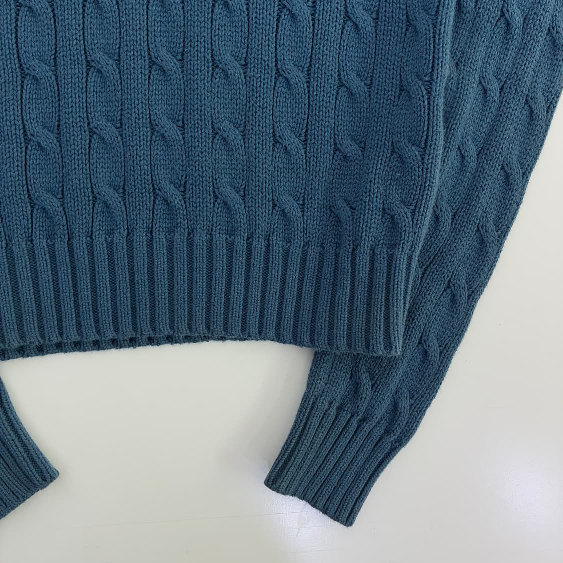 Polo  폴로 랄프로렌 스포츠 자수 우먼스 꽈배기 브이넥 니트 상품이미지4