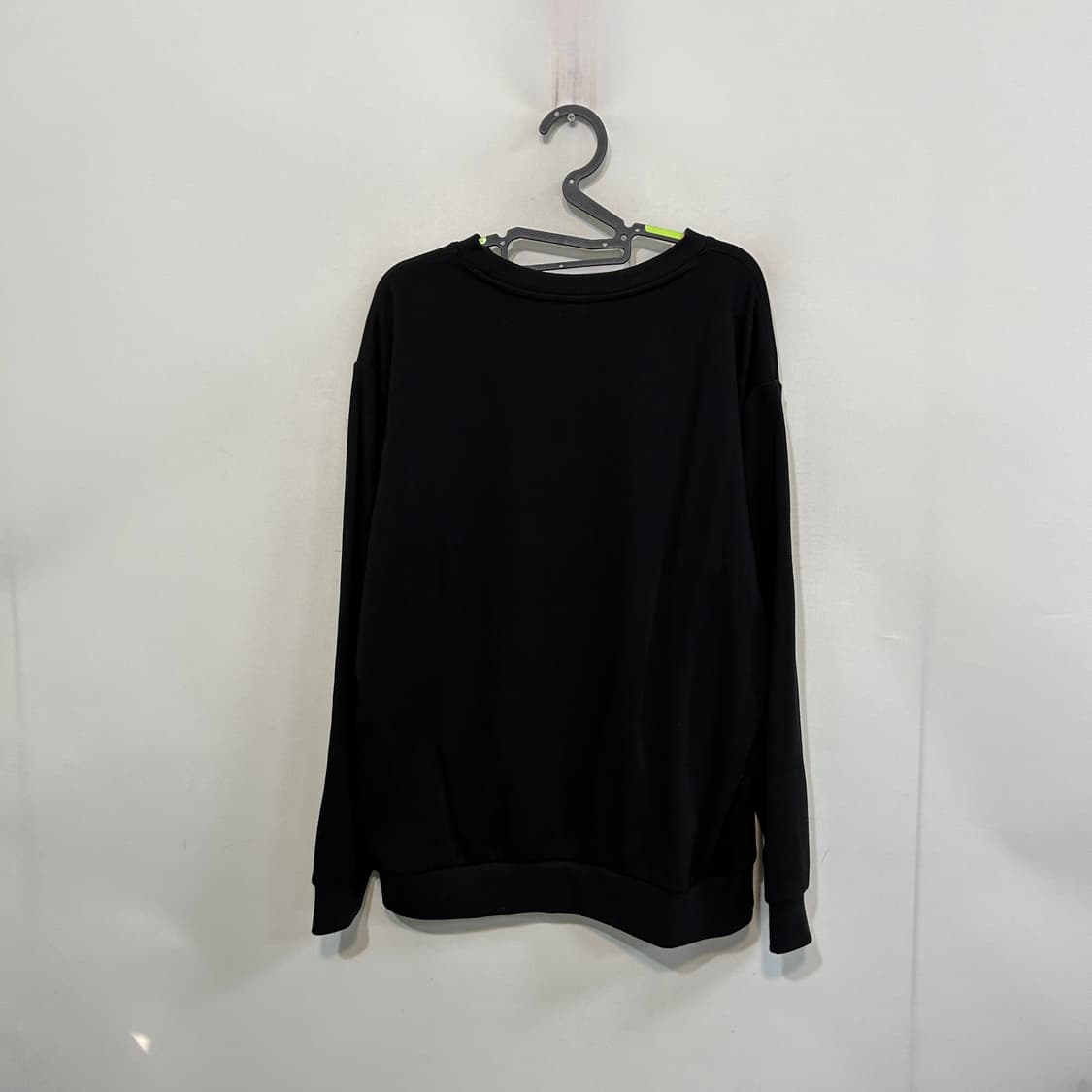 게스 2023 남성 기모 맨투맨 105 상품이미지2