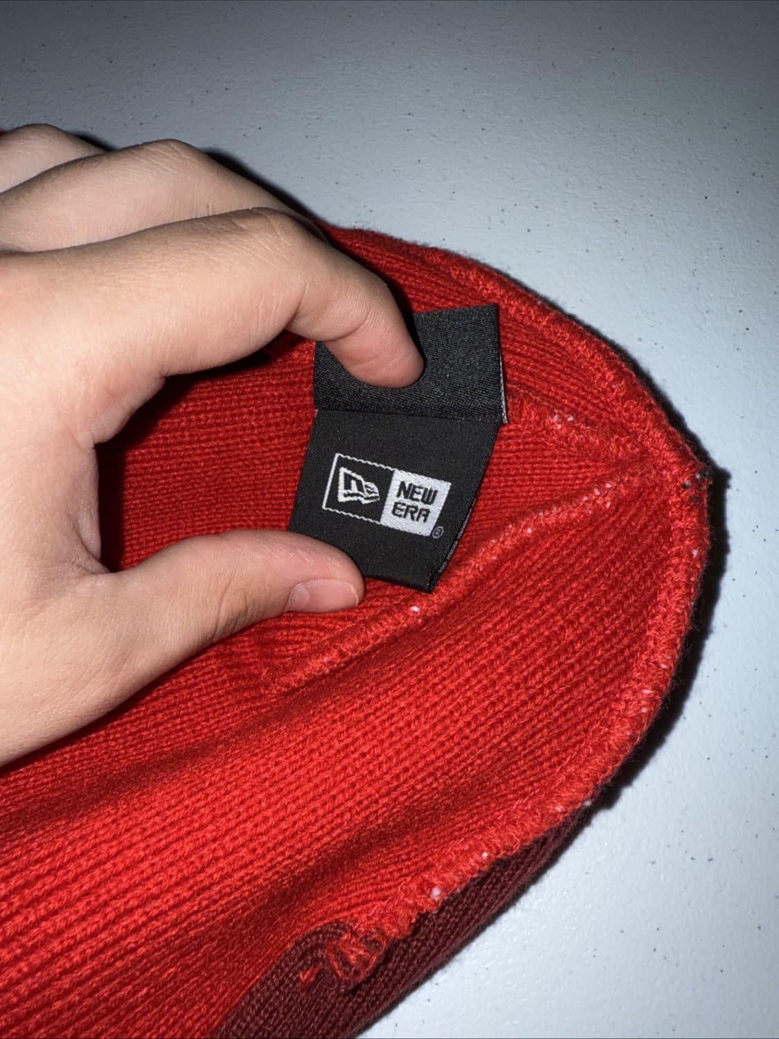 22FW 슈프림 X 뉴에라 스플릿 비니 레드 상품이미지5