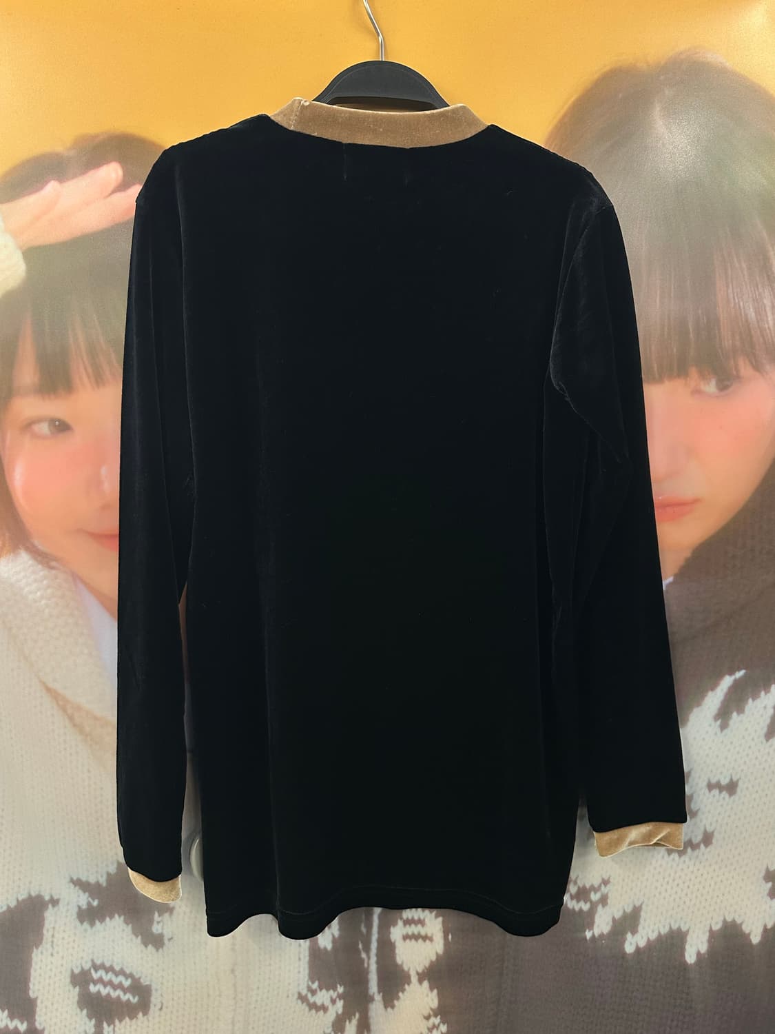 FENDI 펜디 벨벳 롱슬리브 상품이미지5