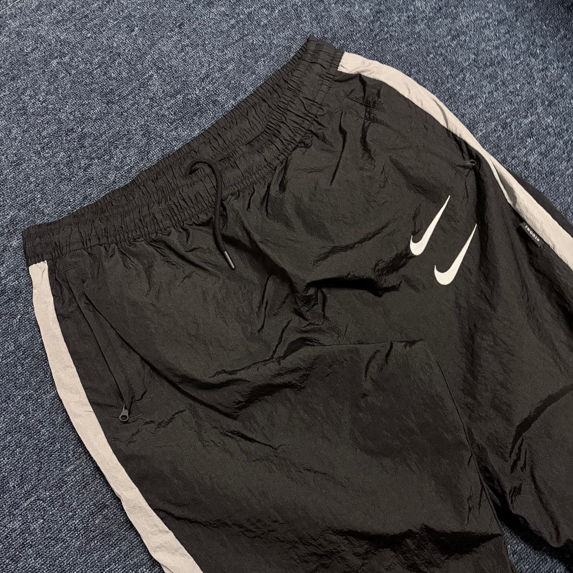 나이키 더블 스우시 우븐 조거팬츠 상품이미지2