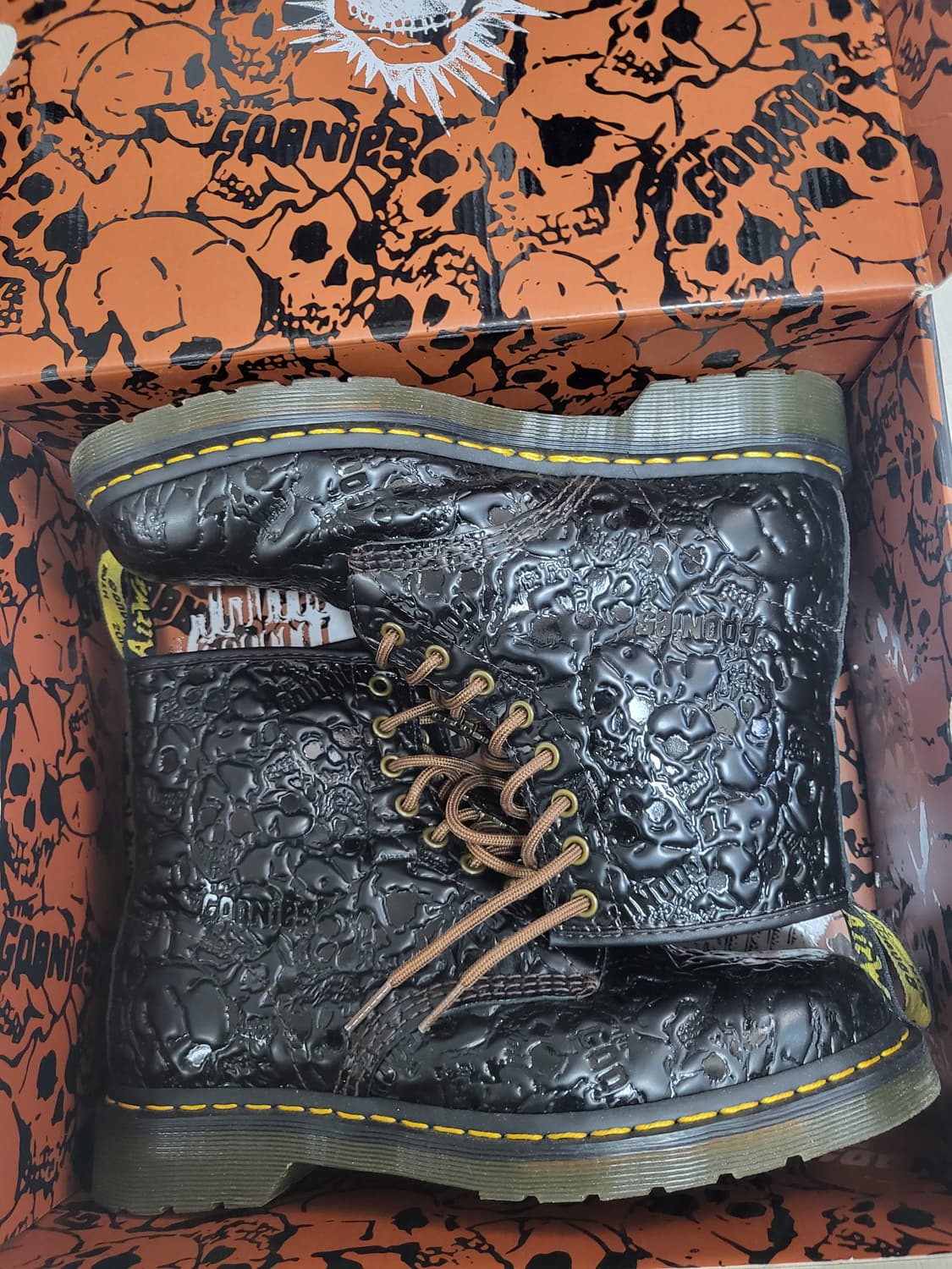 [270,us9 uk8]닥터마틴 구니스 콜라보 상품이미지4