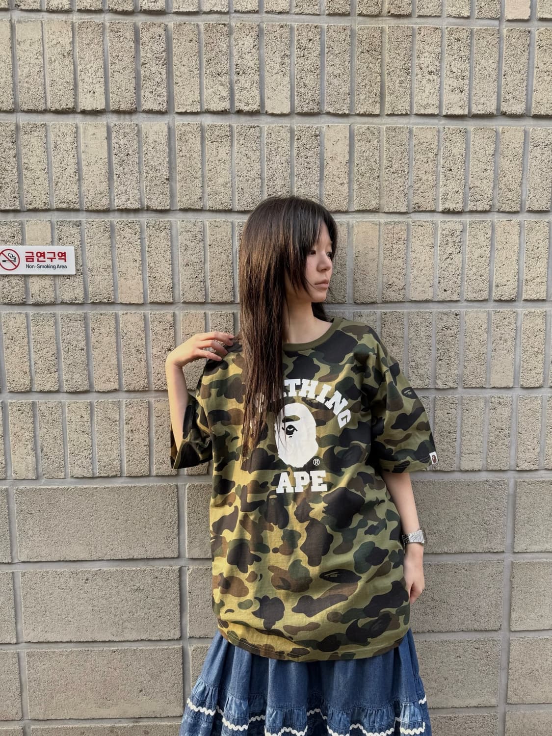 베이프 컬리지 로고 카모 오버핏 티셔츠 상품이미지3