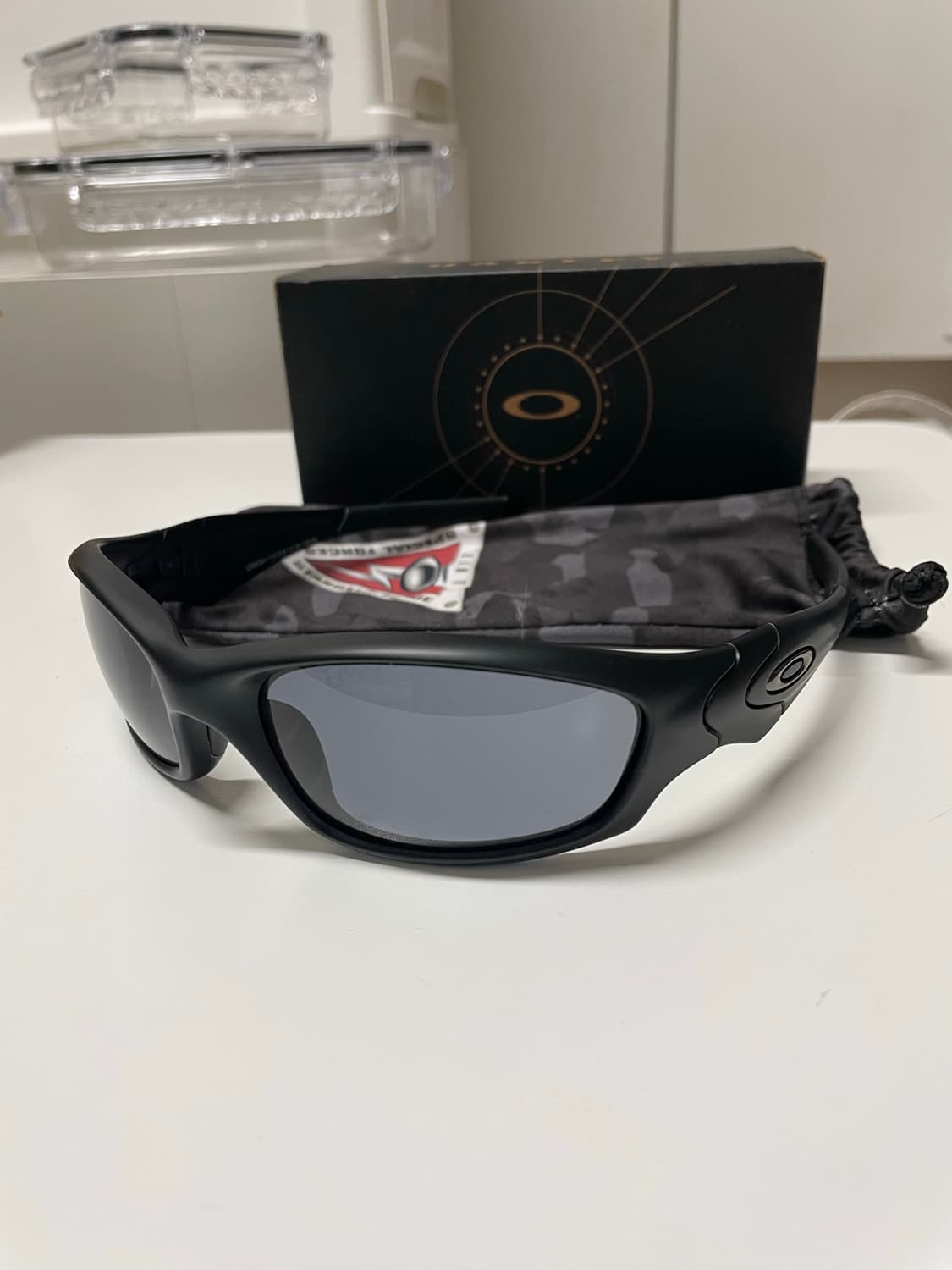 오클리 스트레이트자켓2.0 매트블랙 새제품 상품이미지1