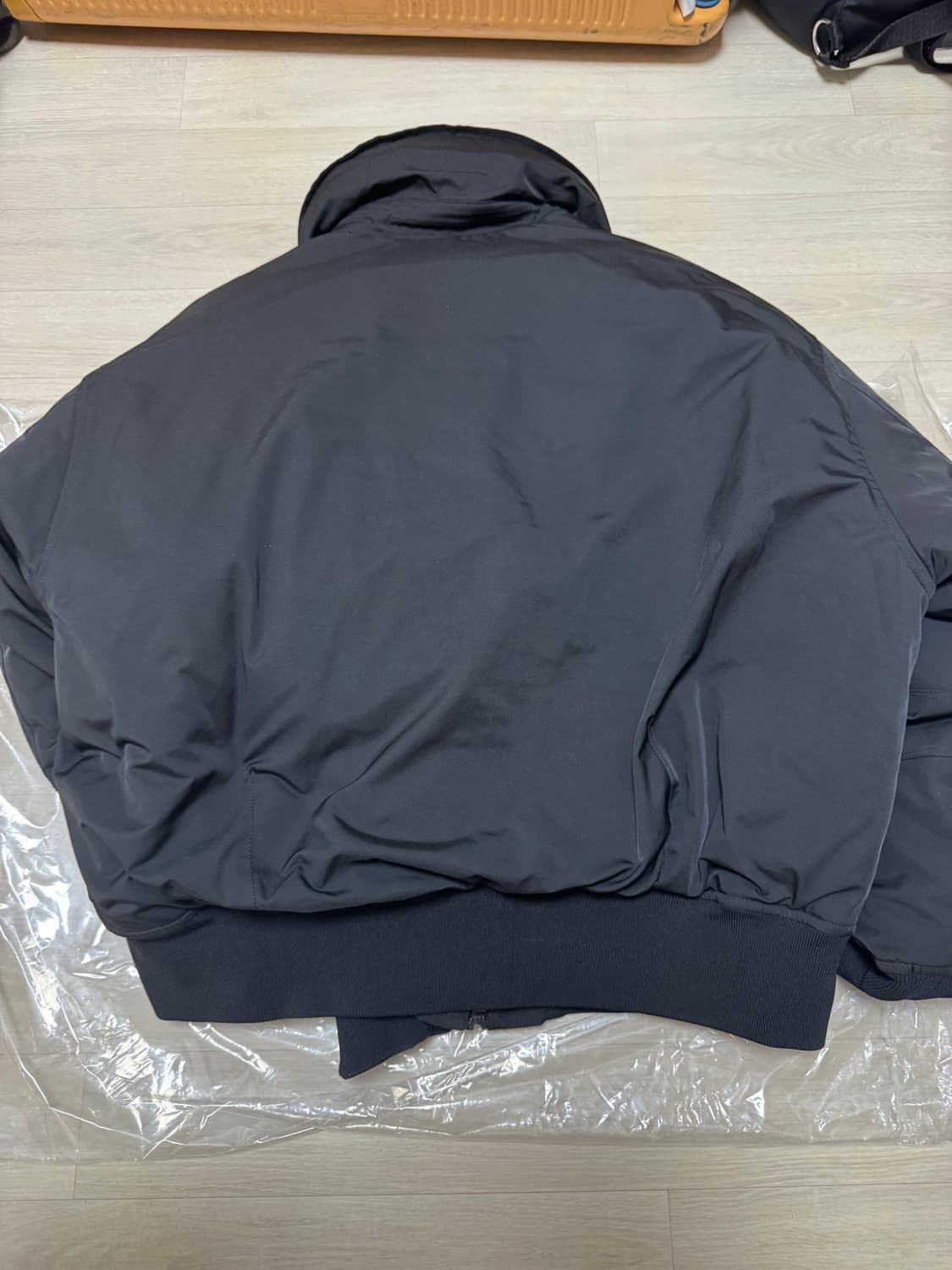 [XL] DNSR 디앤써 플라이트 크롭 덕다운 패딩 점퍼 블랙 상품이미지2