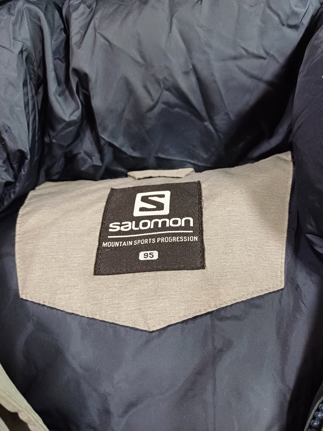 살로몬 대장급 구스다운 자켓 95사이즈  상품이미지2