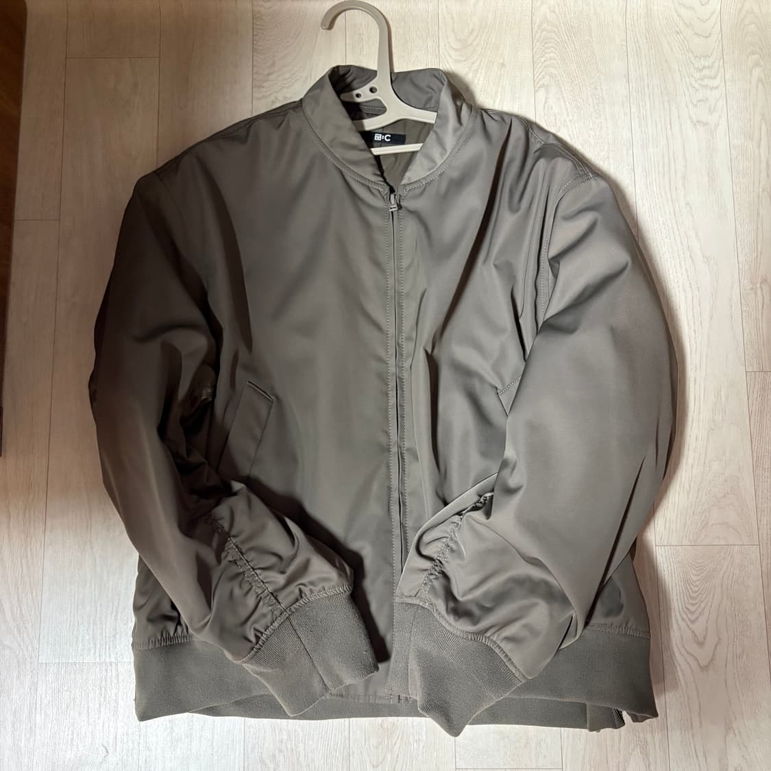 유니클로 C MA-1 봄버 자켓 올리브 XL 상품이미지3