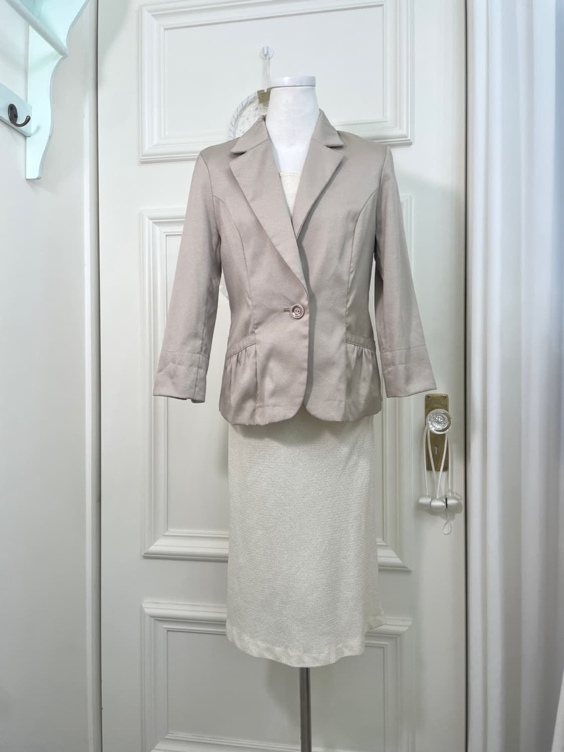 beige back bow shirring summer jacket 상품이미지2