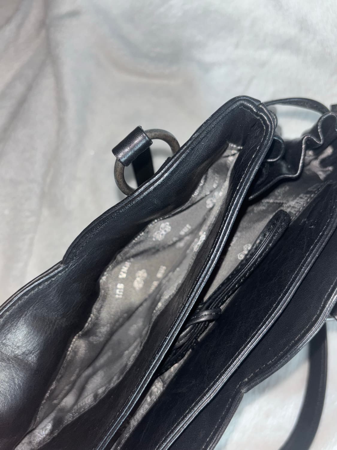 안나 수이 anna sui 블랙 레더 숄더백 상품이미지2