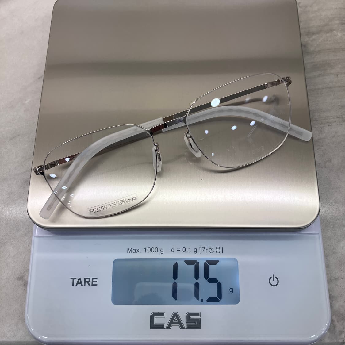 B96 바이코즈 VYCOZ 스노우 골드 스퀘어 역산각 메탈테 안경 상품이미지10
