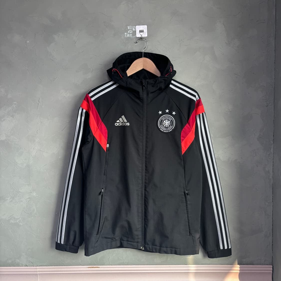 아디다스 독일 바람막이 상품이미지1