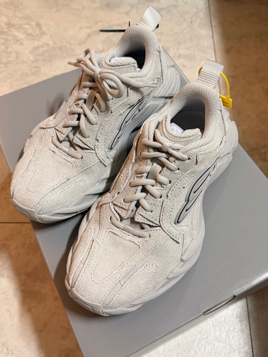 발렌시아가 운동화 먼데이 슈 라이트 그레이 새상품 (정품) 상품이미지4